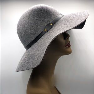 Grey wool brimmed floppy hat